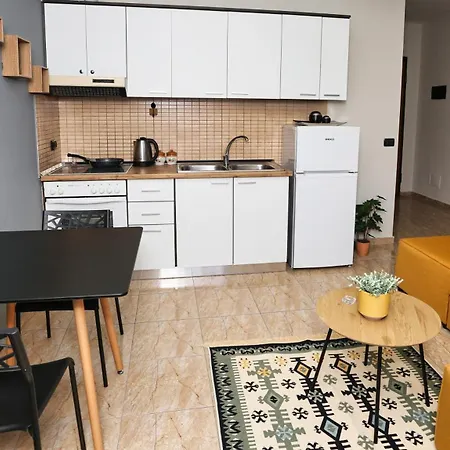 Cozy In The Heart Of Blloku Appartement *
