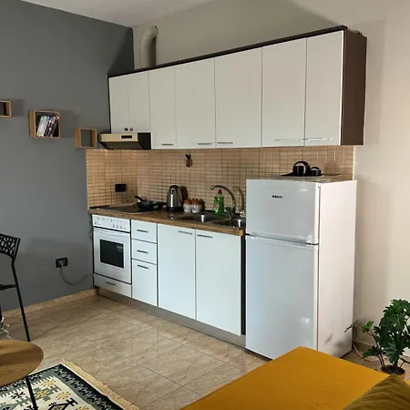 Cozy In The Heart Of Blloku Lejlighed Tirana