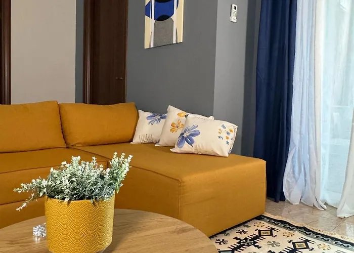 Center With Elevator